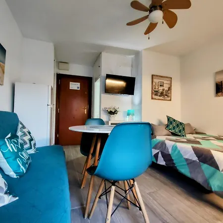 Sea Views 1025 Apartman *