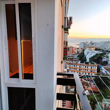Sea Views 1025